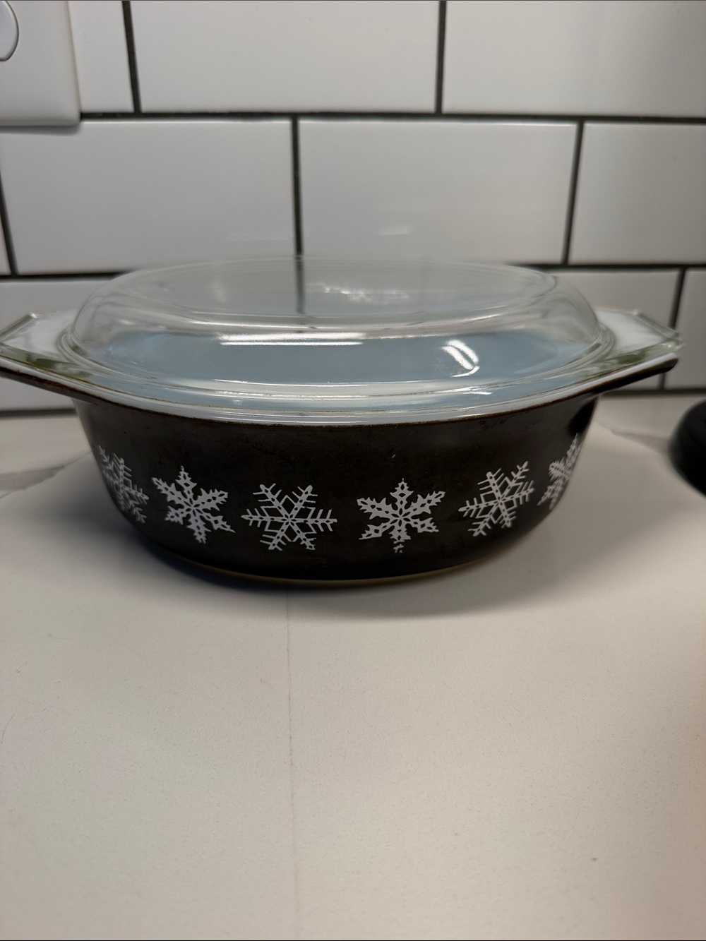Rare Vintage Black w/White Snowflake Pyrex 1-1/2 Qt Oval Casserole Lid Dish 15